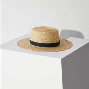 JANESSA LEONÉ Klint Boater Hat Natural Wheat Straw, Size M.